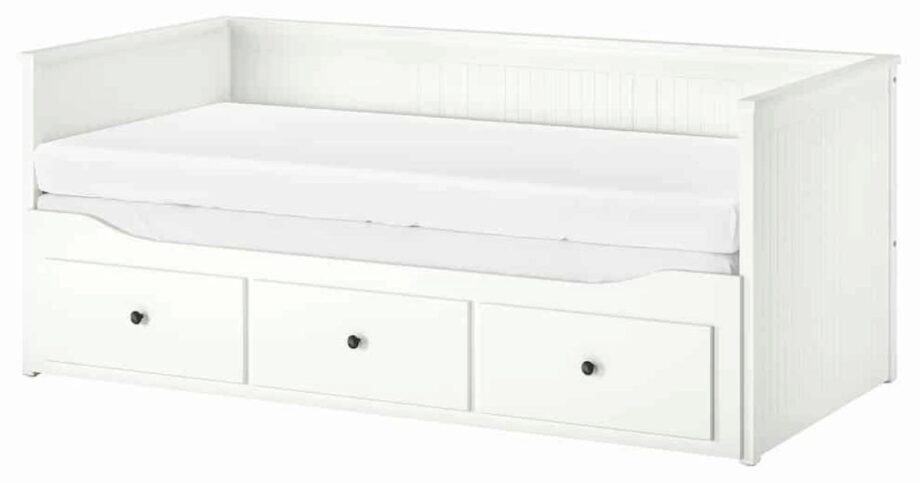 Ikea Daybed Review 2021 The Nerd S Take, Queen Bed With Twin Trundle Ikea