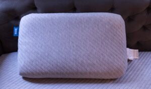 Leesa Hybrid Pillow