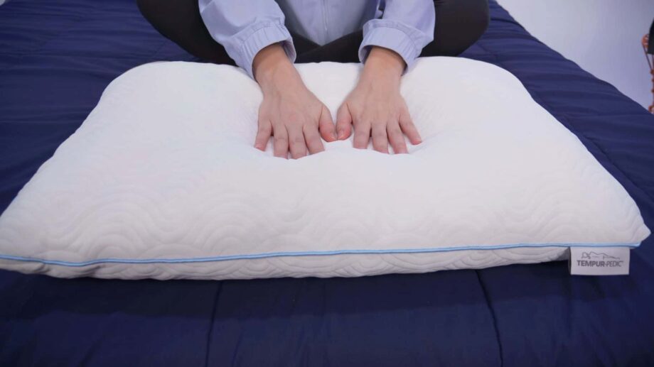 TEMPUR-Cloud Adjustable Pillow