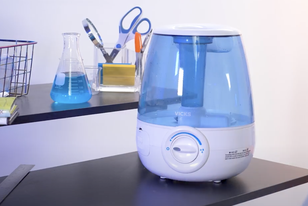 Vicks Cool Mist Humidifier Review (2022) - Mattress Nerd