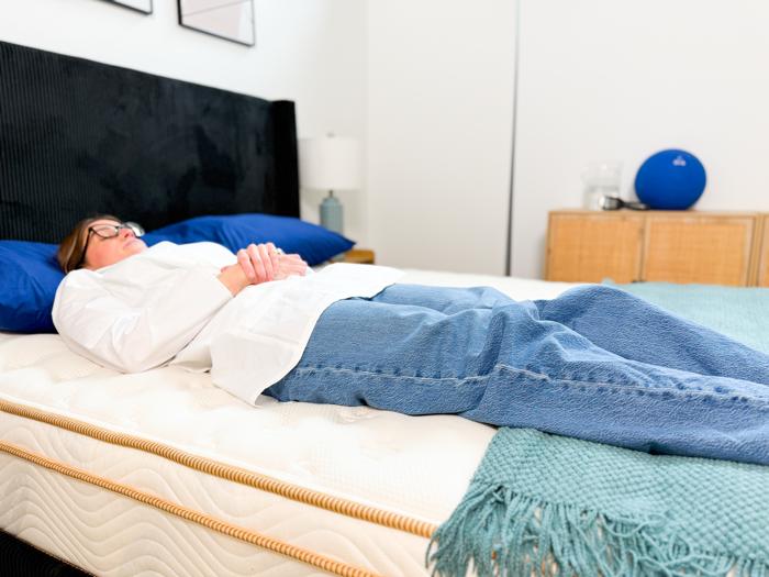 back sleeping on the saatva classic mattress 1