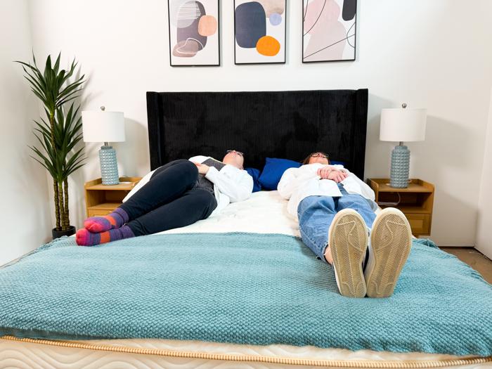 partner test on the saatva classic mattress 3