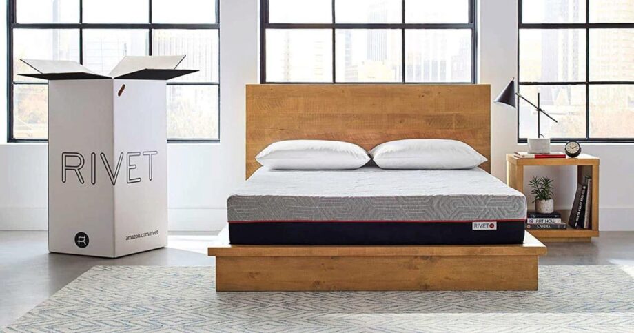 AmazonBasics Mattress Comparison & Reviews (2022)