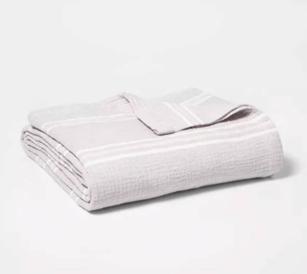 Best Cooling Blankets Our Top Picks for 2022 and Buyers Guide