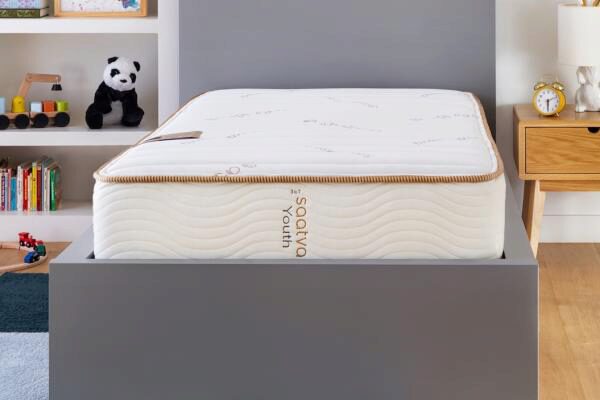 kids bed mattress size